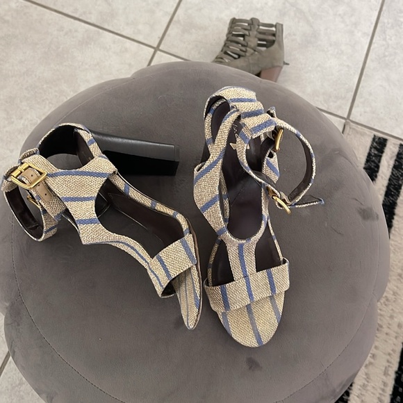 7 For All Mankind Blue and Cream Striped Sandals - Picture 2 of 7